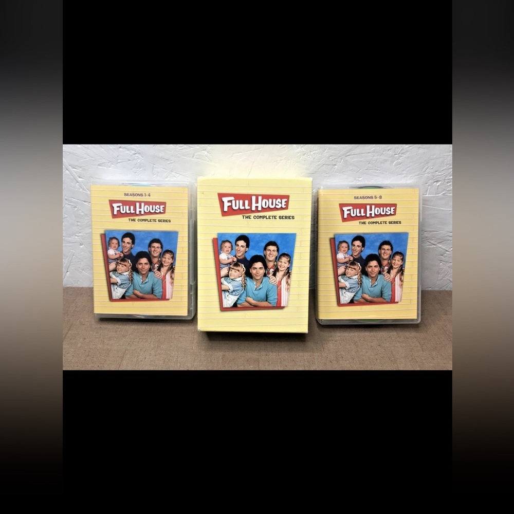 Full House: The Complete Series (32-Disc Set, 192 Episodes, 8 Seasons, 2021)